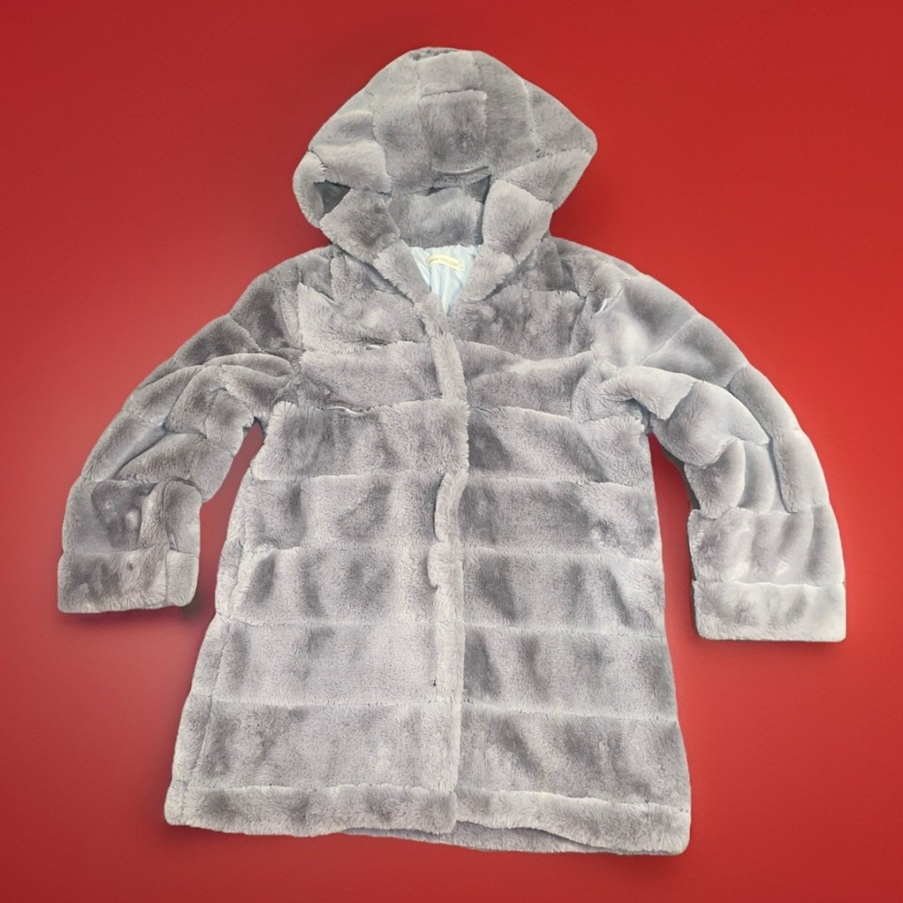 NWOT Faux Fur Hooded Teddy Puffer Grey Luxurious Cozy Plush Coat  Womens Size XL